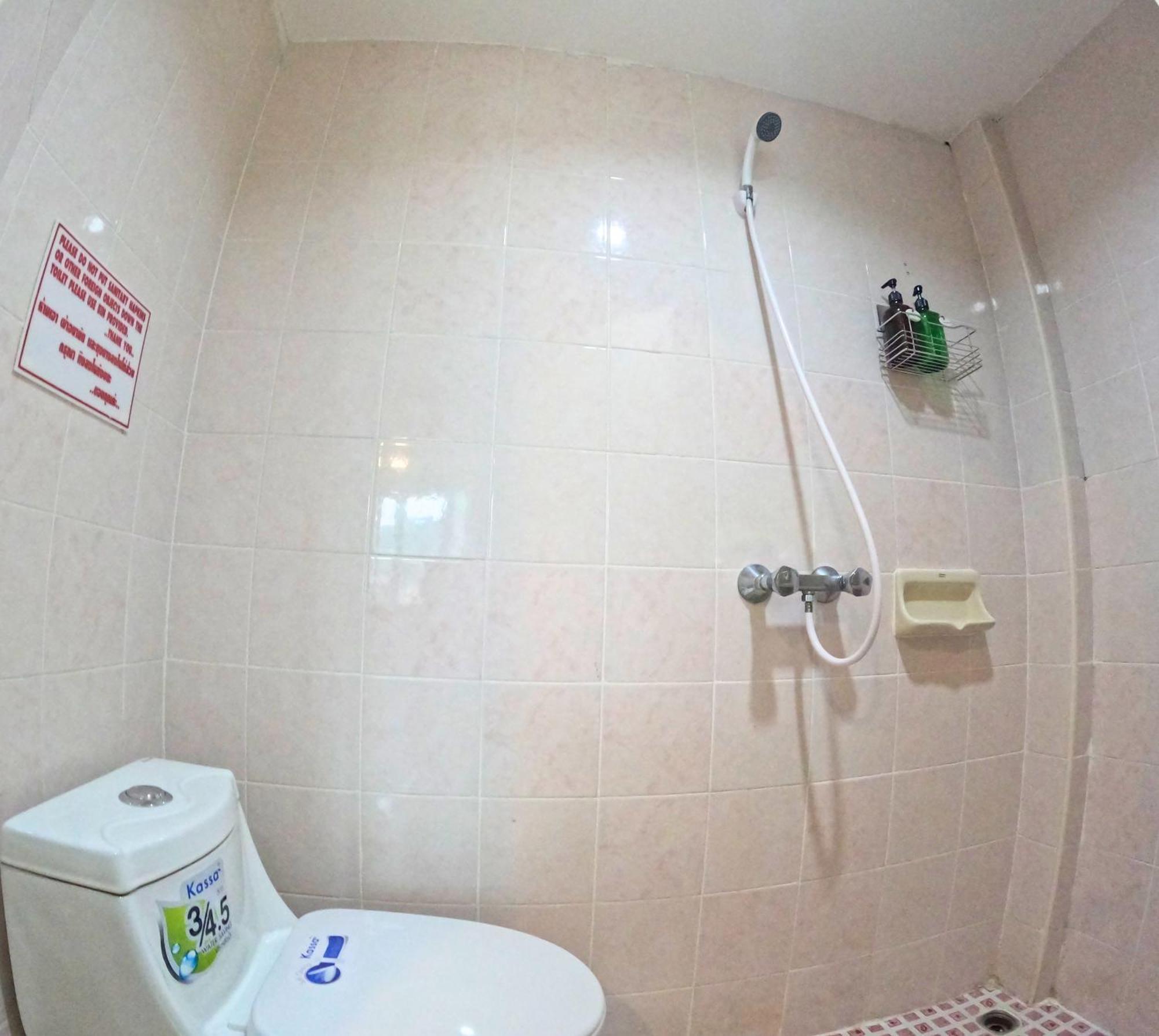 Kpop Hostel Karon المظهر الخارجي الصورة